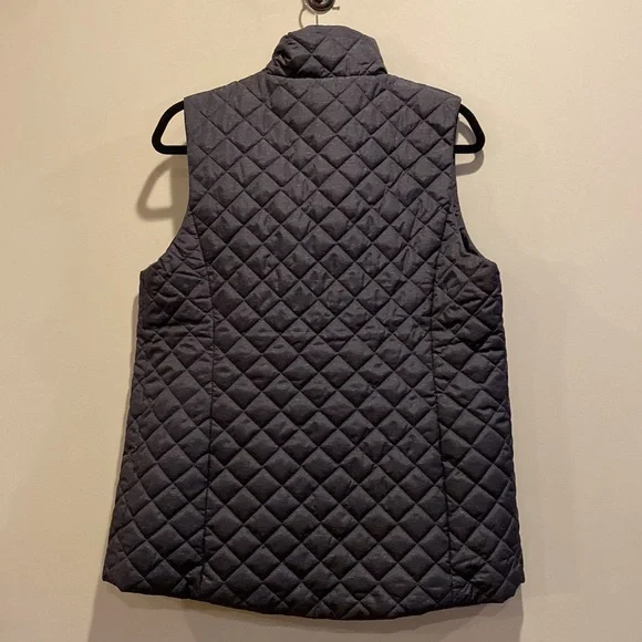 Banana Republic Puffer Medium Vest Dark Gray with speckled pattern - Picture 10 of 14